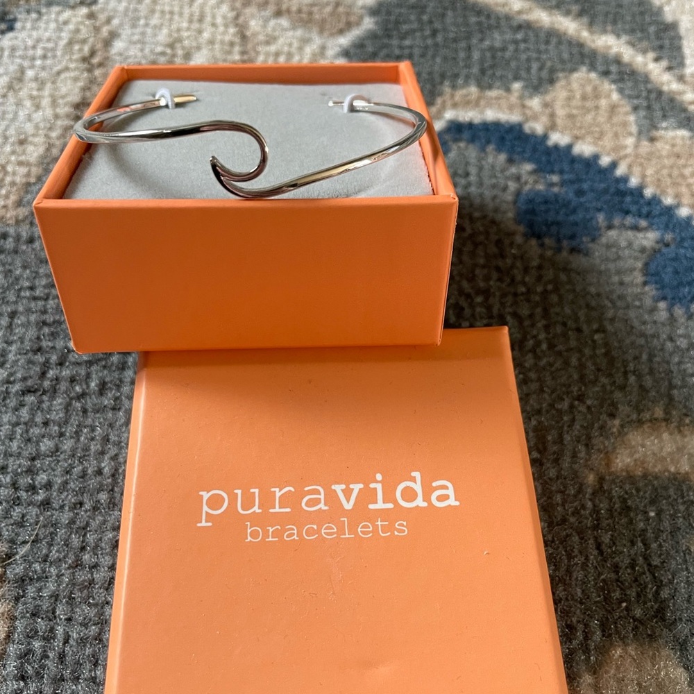 Pura Vida Silver Wave Bracelet